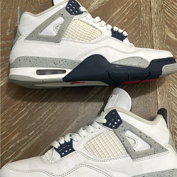 Air Jordan 4 Retro Midnight Navy main image 3